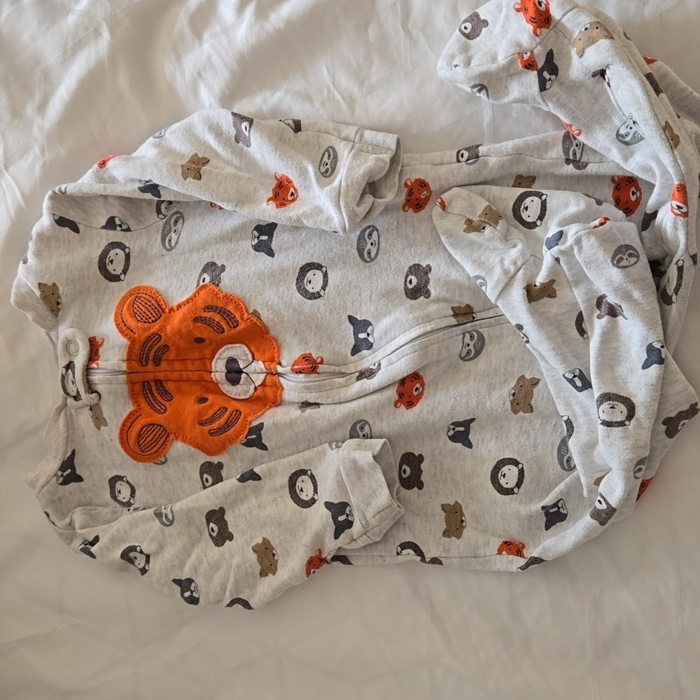 Child of Mine Caryer's sleeper with feet, 6-9 months